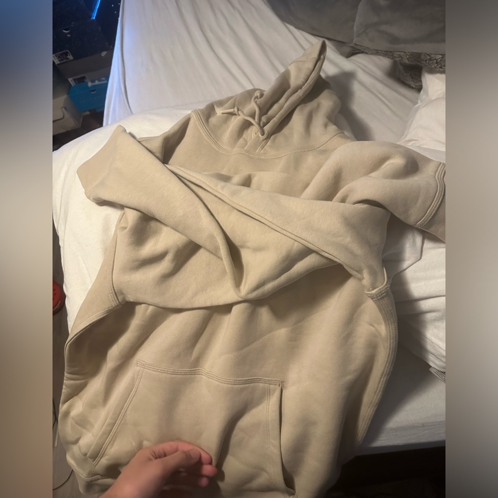 Cream Nike hoodie size L